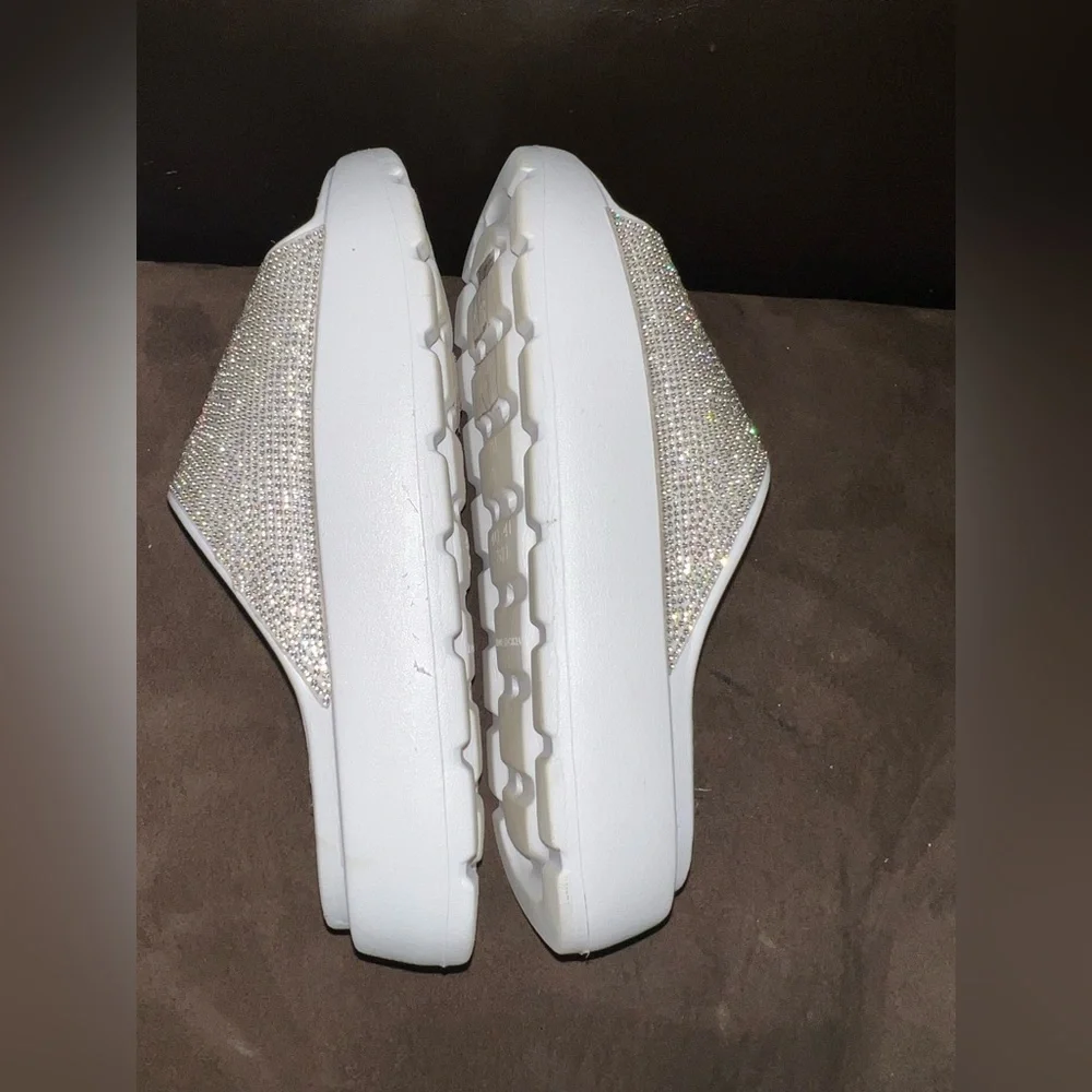 True Religion Stallion Rhinestone Logo Slide Sandal women’s size 8 - Picture 6 of 9
